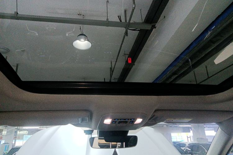 Used Toyota Highlander 2022 Dual-Engine 2.5L Four-Wheel Drive Prestige Version 7 Seats
