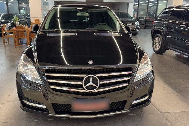 Used Mercedes-Benz R-Class 2017 R 320 4MATIC Business Edition Prestige Model