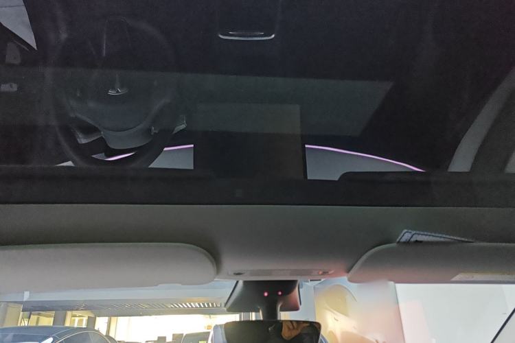 Used Tesla Model Y 2023 Long-Range All-Wheel-Drive Version