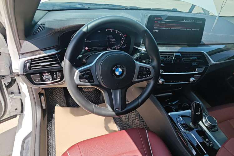 Used BMW 5 Series 2021 525Li M Sport Package