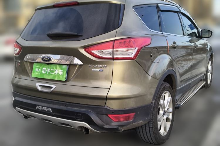 Used Ford Kuga 2015 2.0L GTDi Four-Wheel-Drive Sport Model
