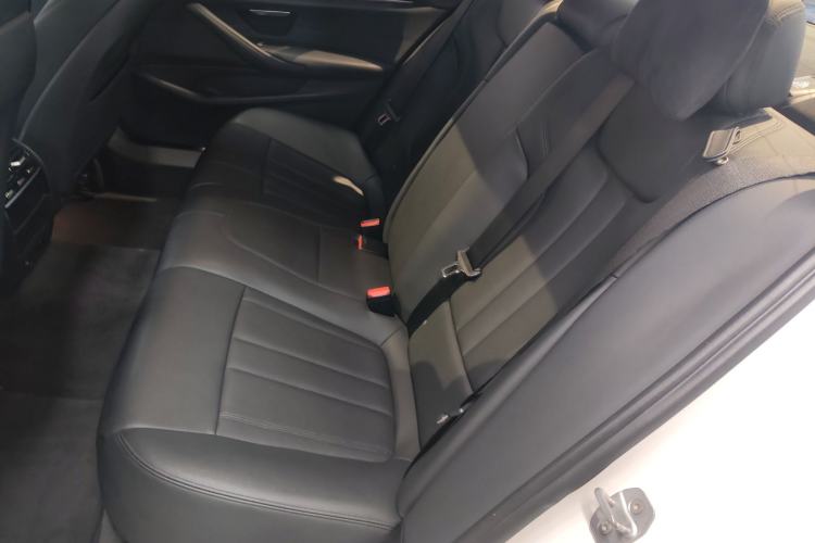 Used BMW 5 Series 2018 525Li Luxury Package
