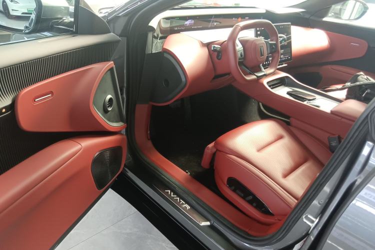 Used Avatr 12 2025 Year Updated Ultra Extended-Range Version
