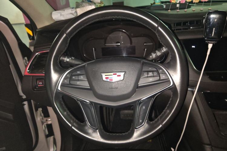 Used Cadillac XT5 2016 28T Four-Wheel Drive Tech Version