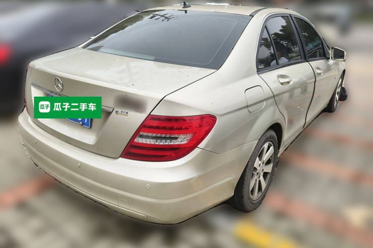 Used Mercedes-Benz C-Class 2010 C 180K Classic model