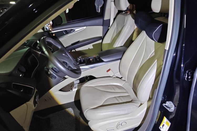 Used Lincoln MKX 2017 2.0T Two-Wheel Drive Deluxe Edition Left Front Seat