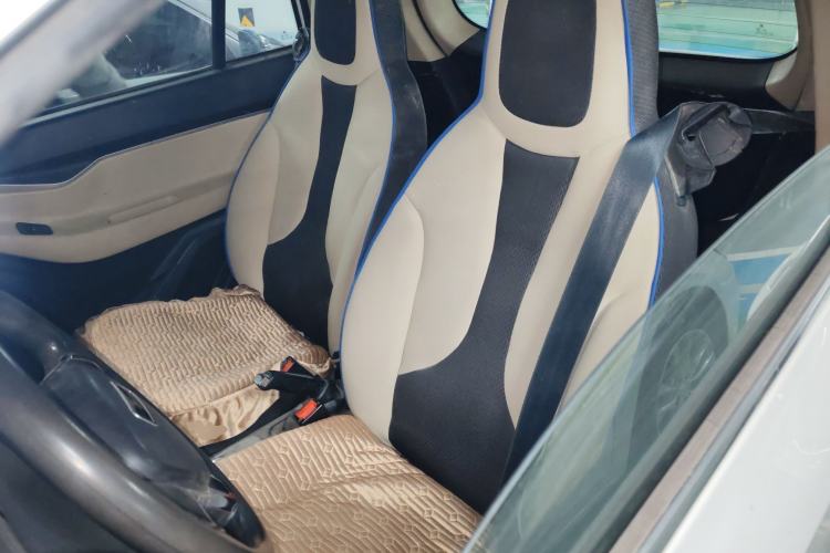 Used Zotye Sesame 2016 E30 Standard Model
