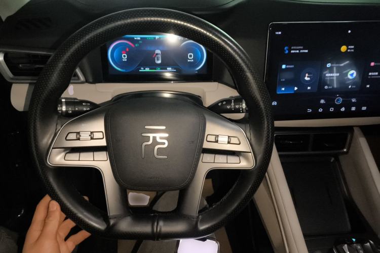 Used BYD Yuan UP 2024 401KM Leading Edition