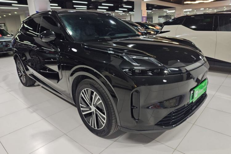 Used Lynk & Co 08 EM-P 2025 120km Long-Range Pro