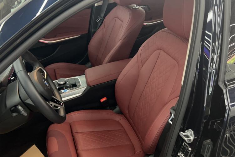 Used BMW i3 2025 eDrive 40 L Midnight Sports Package