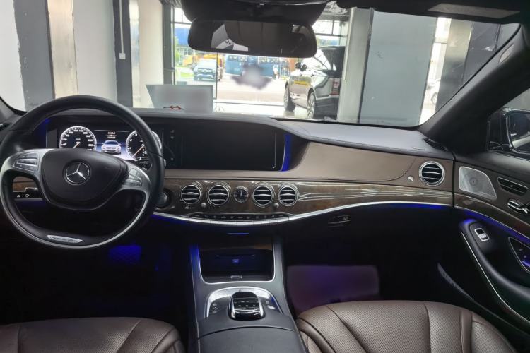 Used Mercedes-Benz S-Class 2014 S 320 L Luxury Model Interior 5