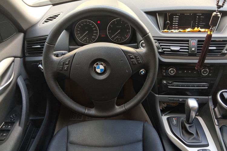 Used BMW X1 2012 sDrive18i Luxury Edition
