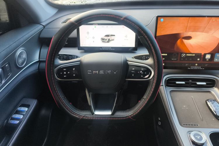 Used Chery Tiggo 8 PLUS 2025 290TGDI DCT Luxury 5-Seater
