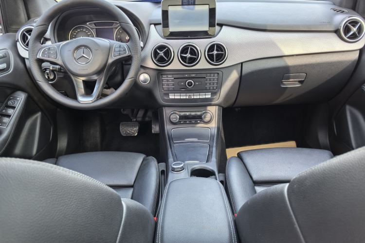 Used Mercedes-Benz B-Class 2015 B 200 Fashion Model