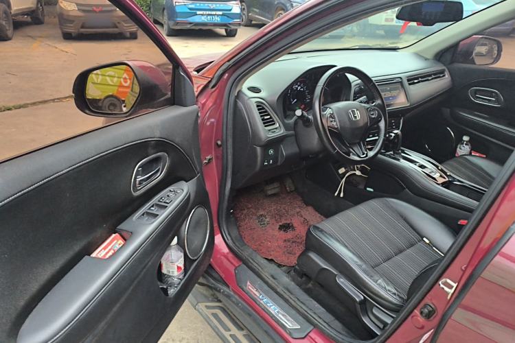 Used Honda Vezel 2015 1.8L CVT 2WD Luxury Model Driver Seat