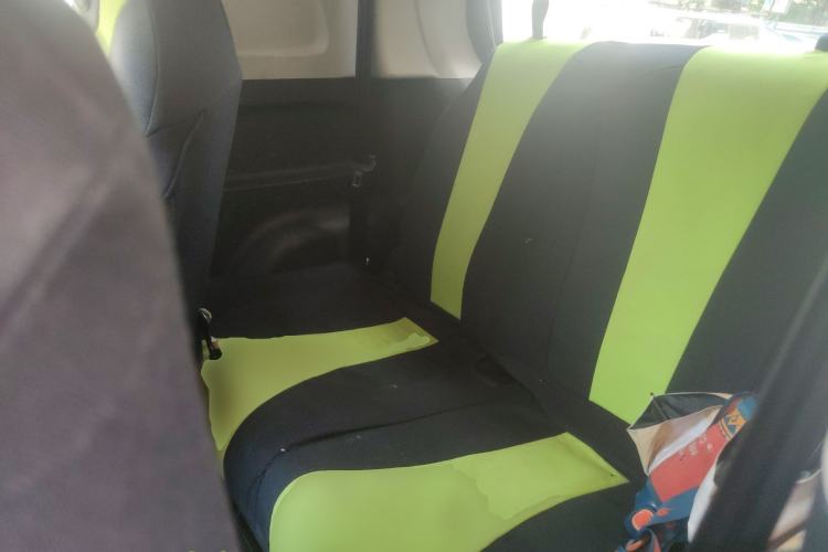 Used Roewe Clever 2021 302 km New Four-Seater Super-Efficient Version
