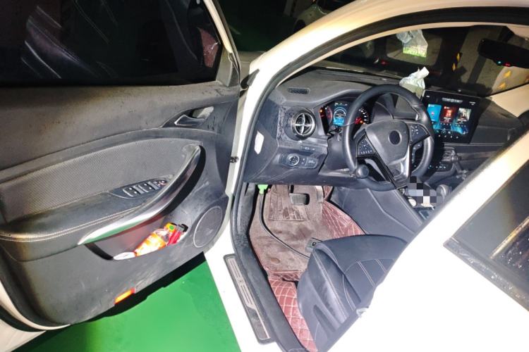 Used BYD Song 2019 1.5TI Automatic Smart Connect Dynamic Model