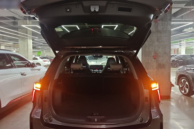 Used CHANGAN CS75 PLUS iDD 2023 ZhiDian iDD Smart Leading Model