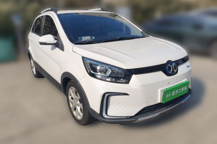 Used BAIC New Energy EC5 2019 New Style Edition Front Right 45 Deg