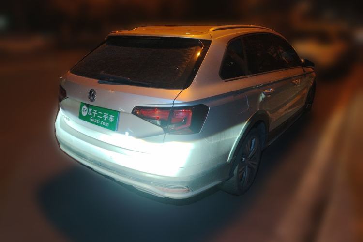 Used Volkswagen C-TREK 2017 230TSI DSG Luxury Model
