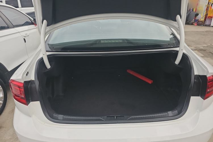 Used Volkswagen Lamando 2019 230TSI DSG Fashion Edition China VI