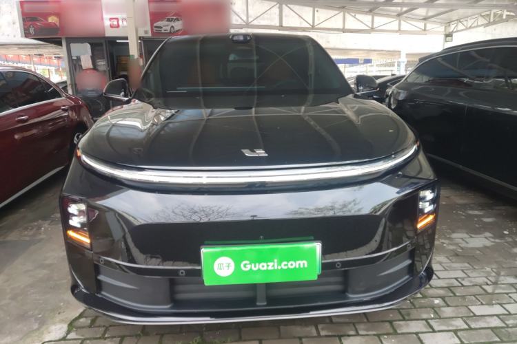 Used Li Auto L6 2025 Pro Smart Refresh Edition Front