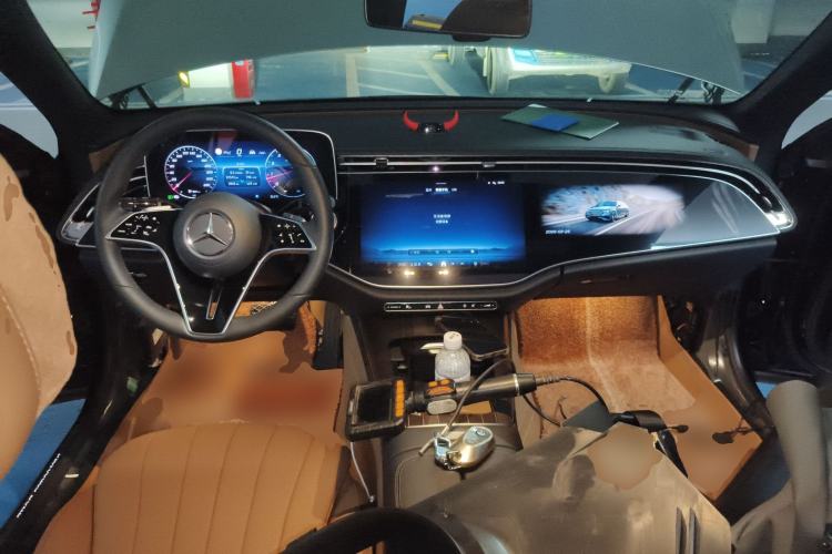 Used Mercedes-Benz E-Class 2024 Facelift E 300 L Luxury Edition
