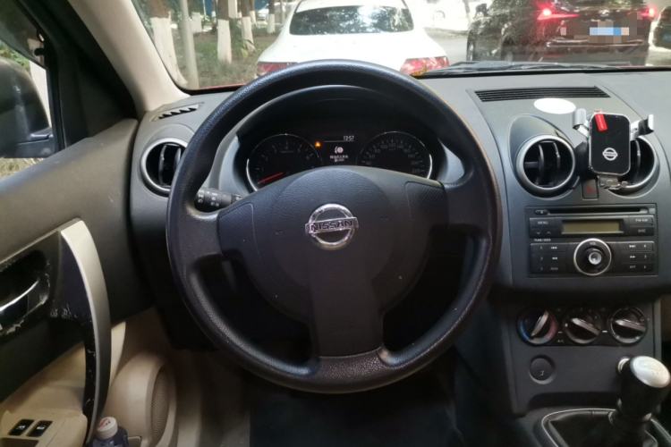 Used Nissan Qashqai 2011 2.0 XL Fire 6MT 2WD
