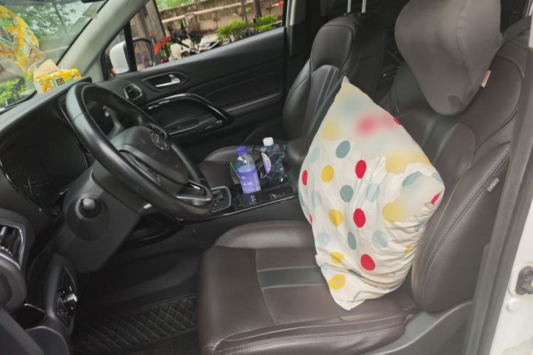 Used GAC Trumpchi GS4 2018 235T Automatic Two-Wheel Drive Luxury Smart Connectivity Millionth Anniversary Edition
