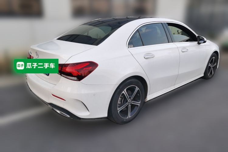 Used Mercedes-Benz A-Class 2022 Revised Version A 200 L Sport Sedan Fashionable Style