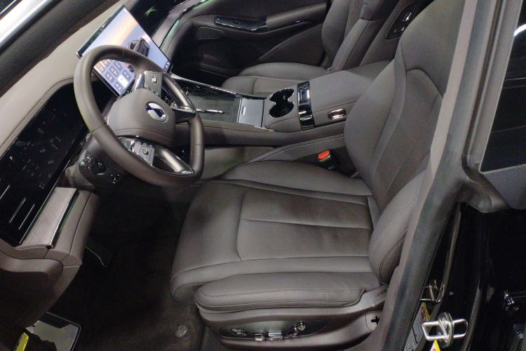 Used Denza Z9 2024 1100 km Four-Wheel Drive Max Version