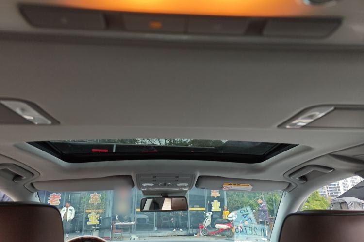 Used Volkswagen Phaeton 2012 3.0L Elite Custom Edition
