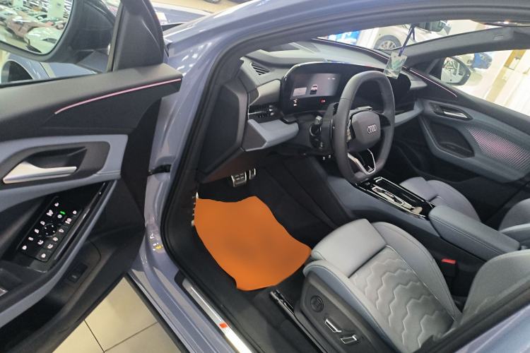 Used Audi Q6L e-tron 2026 First Launch Navigation Edition