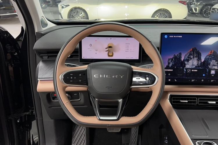 Used Chery Tiggo 8 L 2024 2.0T Two-Wheel Drive Luxury Edition 5 Seats