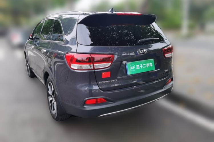 Used Kia Sorento 2015 Sorento L 2.2T Diesel 4WD Elite Edition 7 Seats China IV Standard