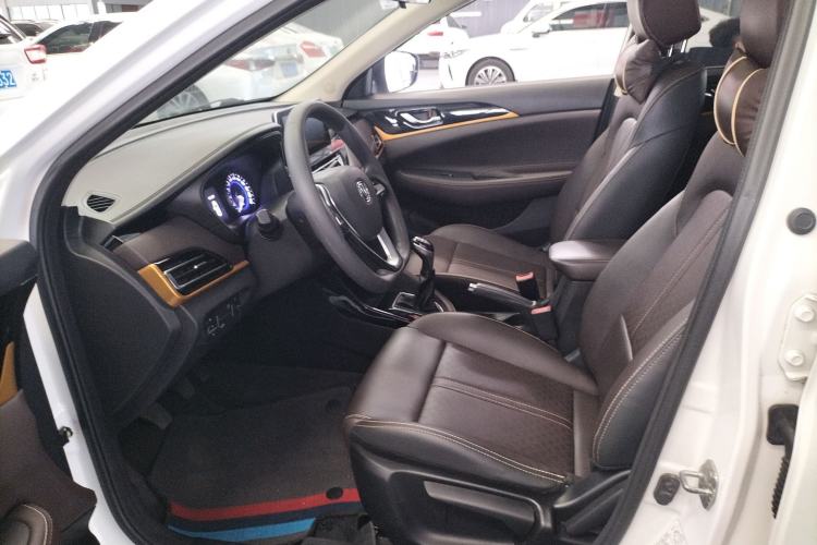 Used CHANGAN Eado DT 2019 1.6L Manual Enjoyment Model China VI Standard Left Front Seat