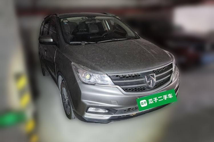 Used Baojun 730 2019 1.5L Manual Fashion Model 7-seater China VI
