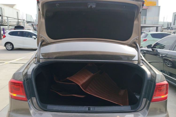 Used Volkswagen Magotan 2013 2.0 TSI Ultimate Model