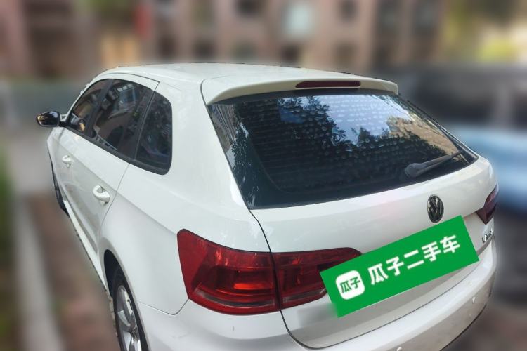 Used Volkswagen Gran Lavida 2013 1.6L Automatic Fashion Model