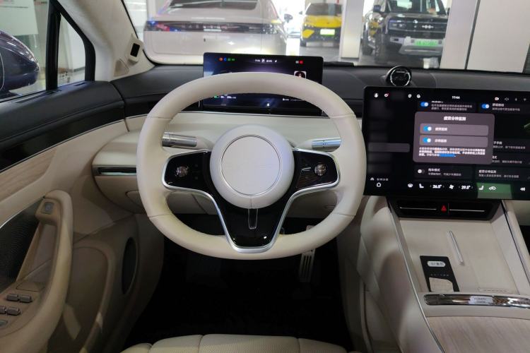 Used Hima Luxeed S7 2024 Ultra Four-Wheel Drive Flagship Edition Steering Wheel