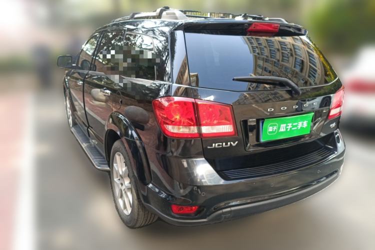 Used Dodge Journey 2013 2.4L Two-Wheel Drive Luxury Version Rear Left 45 Deg