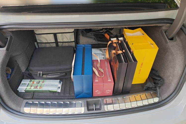 Used Nio ET7 2022 100 kWh Trunk