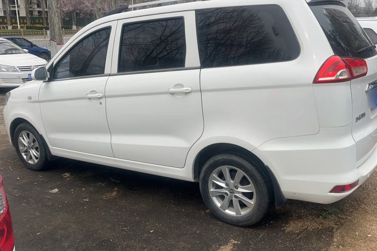 Used Dongfeng Fengon 330 2019 1.5L 330S Manual Comfort Version China VI Standard Exterior 5