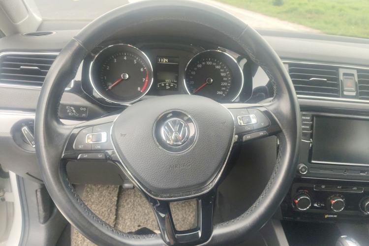 Used Volkswagen Sagitar 2017 1.6L Automatic Comfort Model
