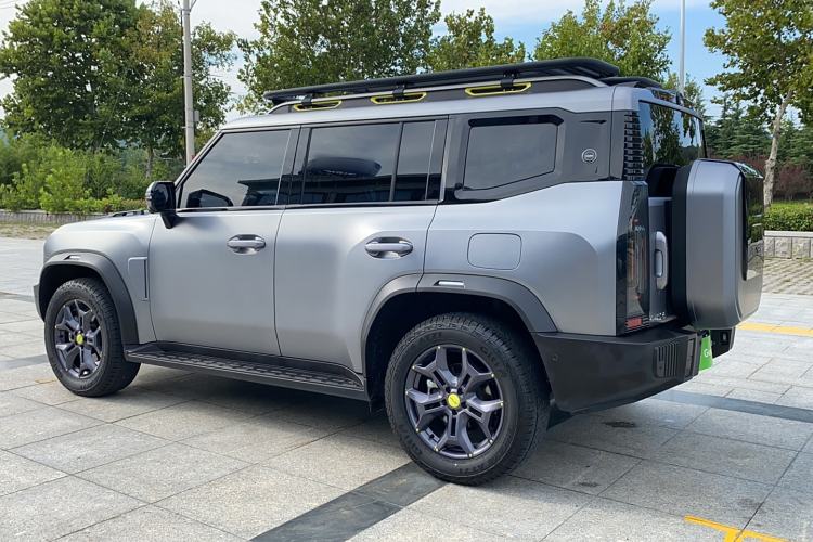 Used JETOUR Traveler 2023 2.0T All-Wheel Drive CrossPRO+