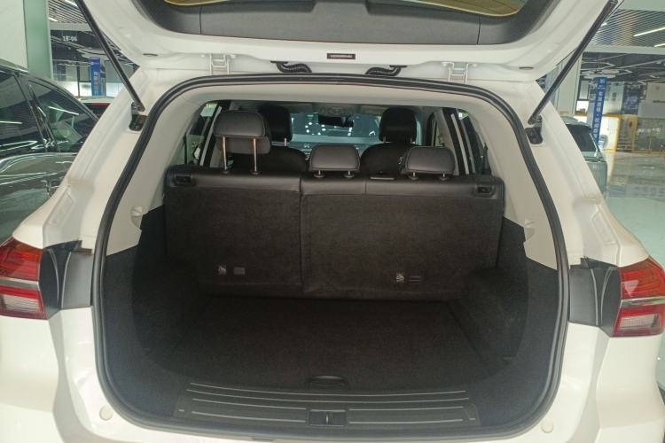 Used Roewe RX5 2022 330TGI Automatic National Style Edition Trunk