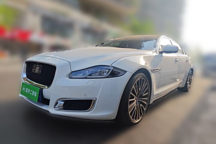 Used Jaguar XJ 2018 XJL 3.0 SC Two-Wheel-Drive Panoramic Business Edition