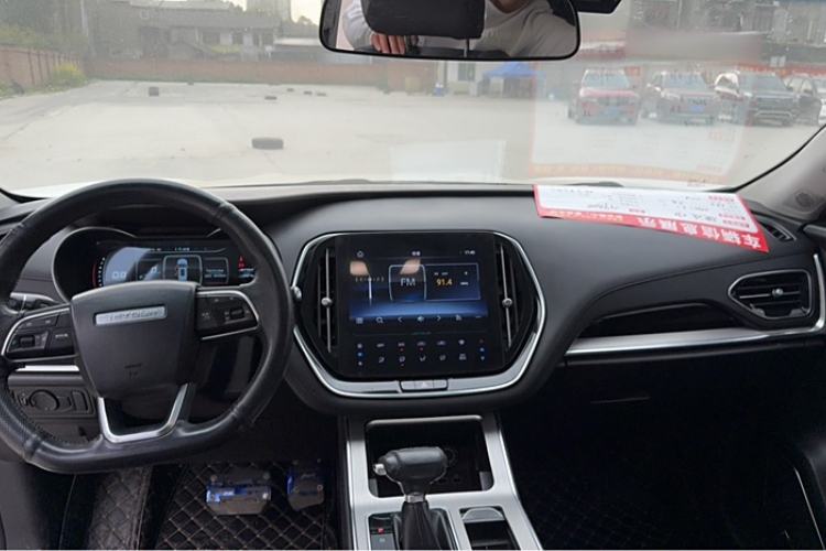 Used JETOUR X70 2020 1.5T DCT Comfort Edition 5-seater
