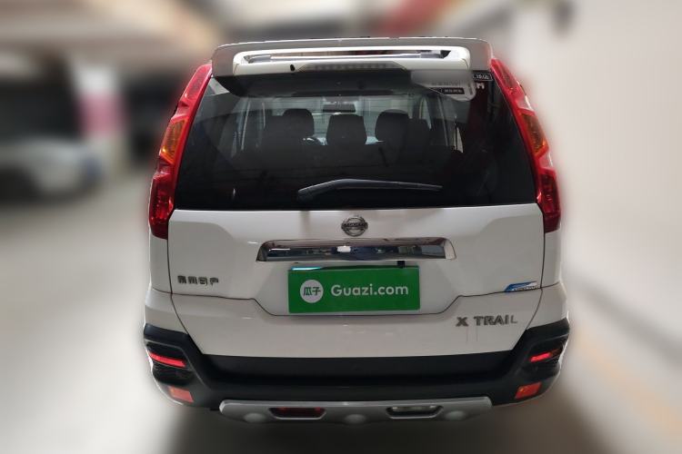 Used Dongfeng Fengdu MX6 2015 2.0L CVT Two-Wheel Drive Excellence Edition Rear