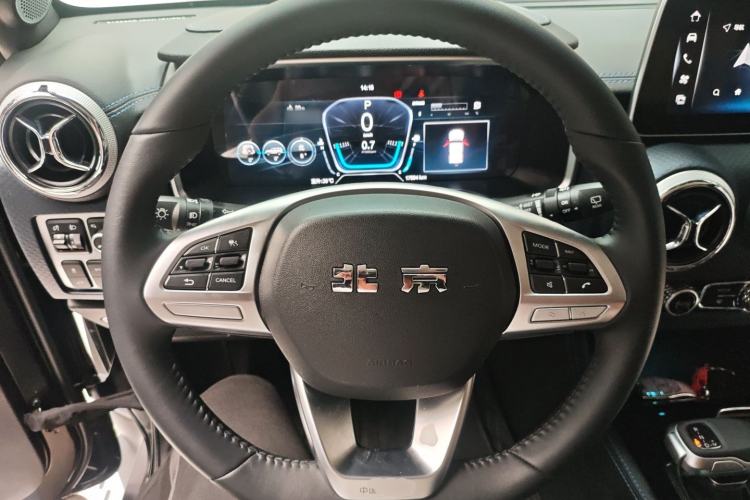 Used BAIC Off-Road BJ40 2023 2.0D Automatic Four-Wheel Drive Blade Hero Edition Adventurer Type
